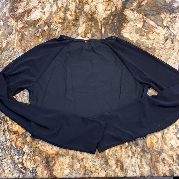 Red Carter crop swim top - Picture 5 of 10